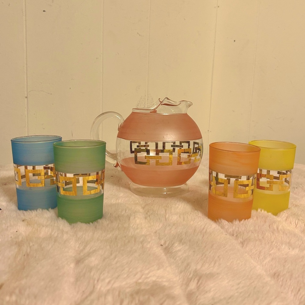 Small Mid Century Drink Ware Set